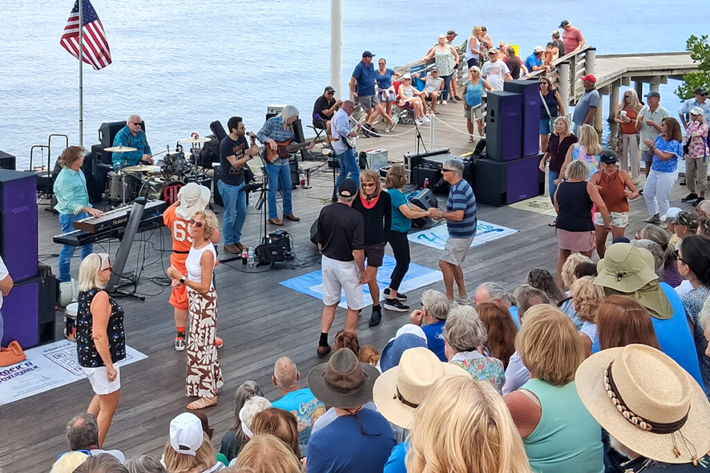Rock'n Riverwalk in downtown Stuart